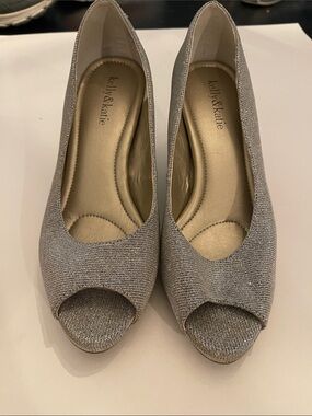 Kelly & Katie Silver Glitter Peep-Toe Heels